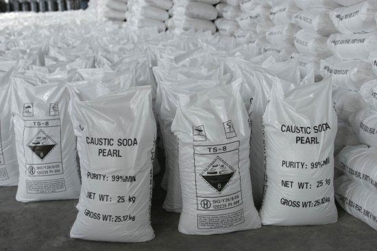 sell Sodium carbonate 99.2%  light and dense