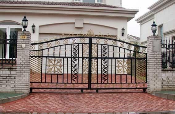 Sell wrought iron gate , iron fencing