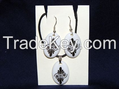 Porcelain jewelry sets