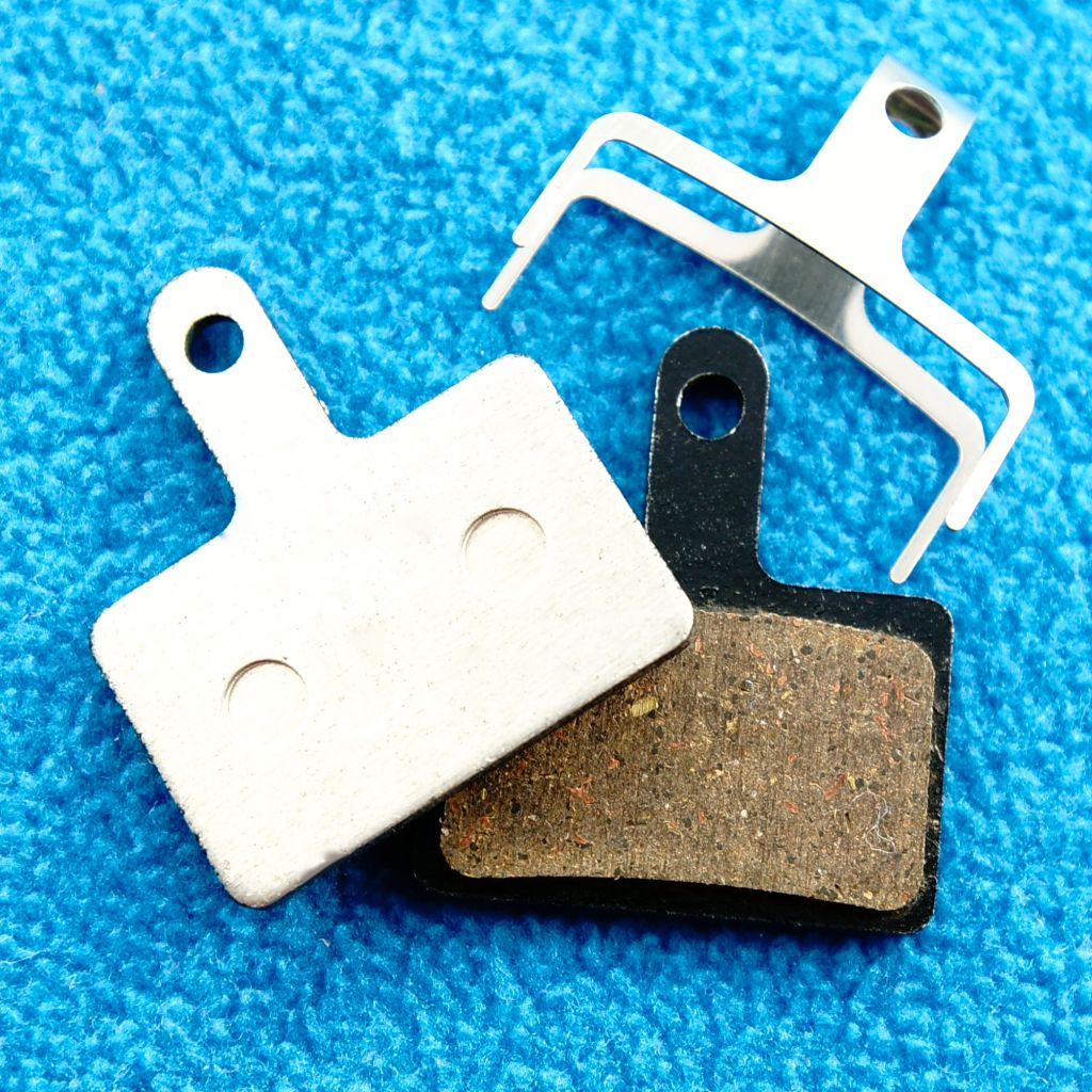 Aluminum Alloy Disc Brake Pads for M416 / M515 / M525 / M445 / M446 / M375 / M415 / M395 Disc Brake