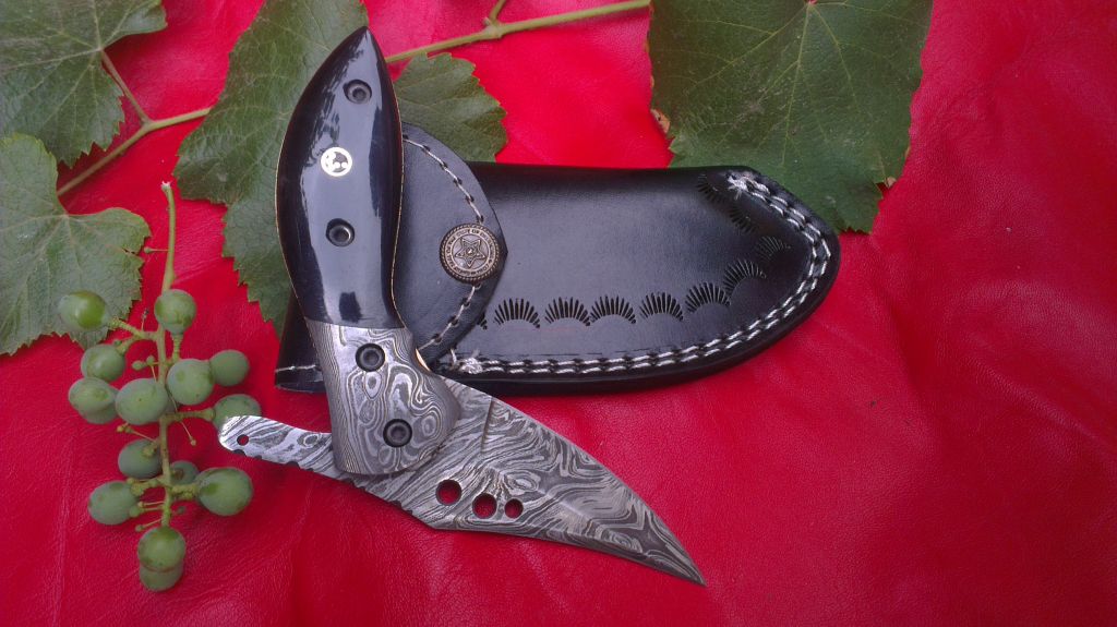Damascuse Folding Knife With Leather Sheat