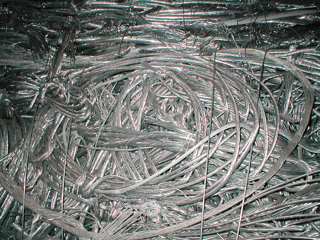 Aluminium wire scrap 99.7%