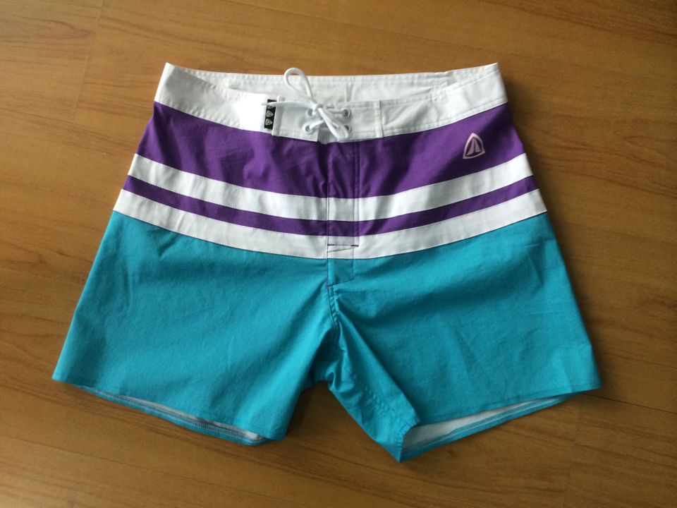 Men's swimming shorts