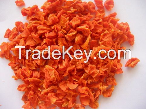 dehydrated carrot flakes, dried carrot flakes