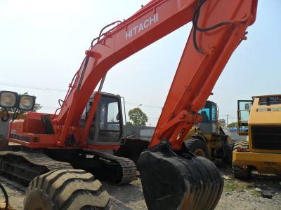 USED HITACHI EX200-1 EXCAVATOR