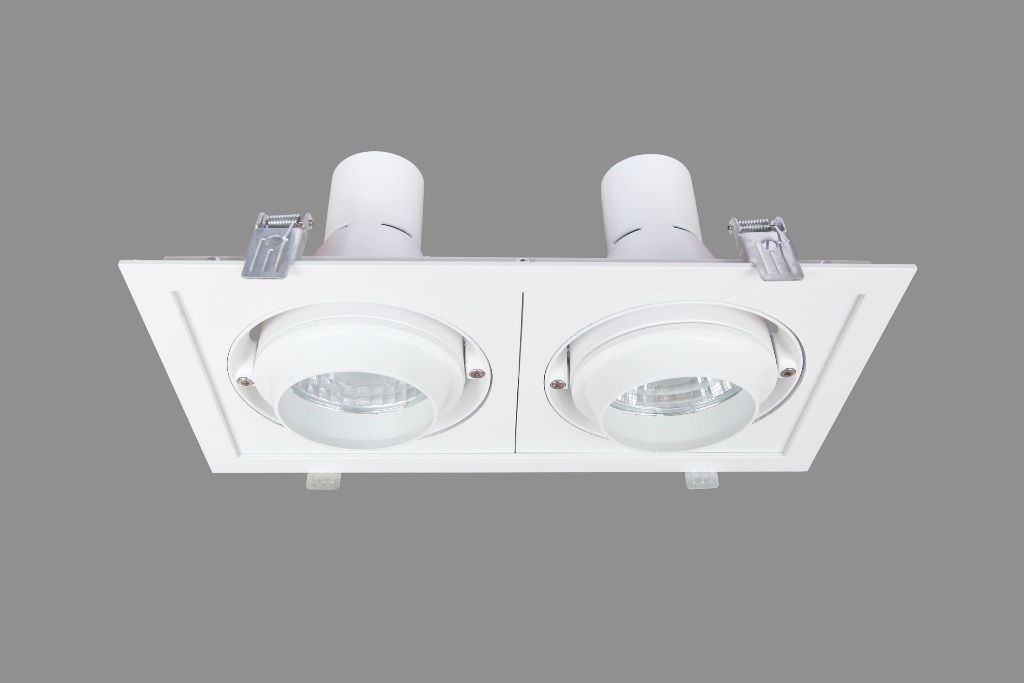 Infix Type Metal-Halide Light Series