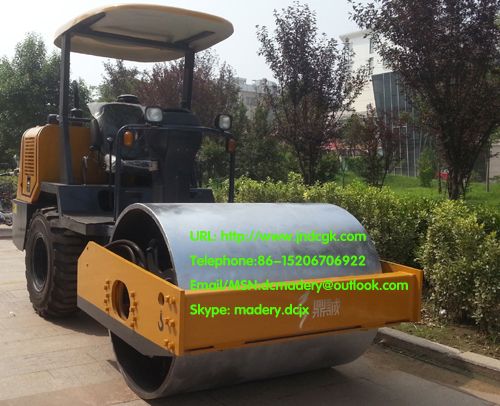 Two-way vibratory plate compactor/rammer compactor