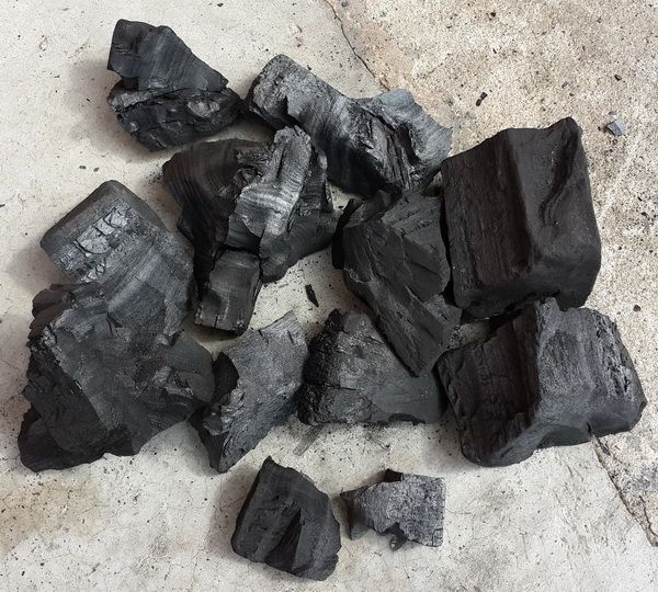 100% natural mangrove charcoal with premiun quality and pretty competitive price