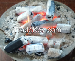 Bamboo briquette charcoal/sawdust charcoal/BBQ charcoal