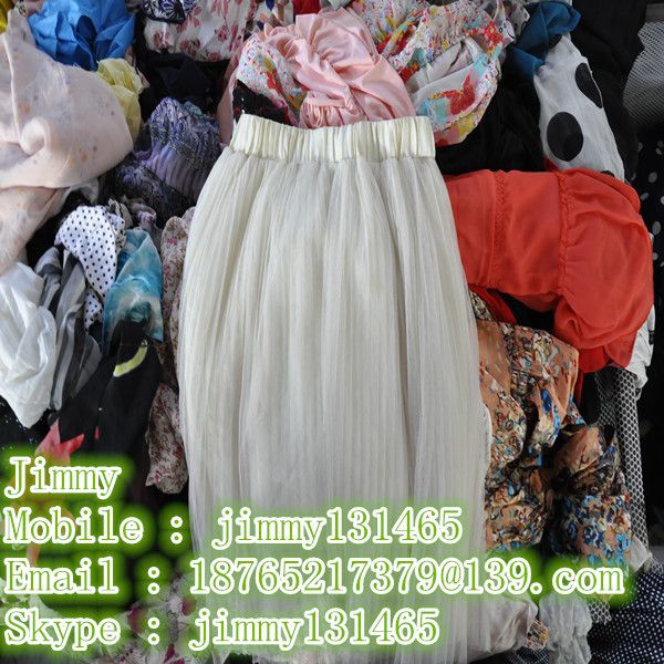 18 containers of the grade A used clothings from China for sale