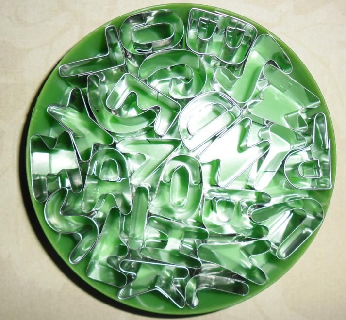 26 letters cake mold