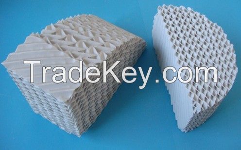 Ceramic corrugated and waving structured packing