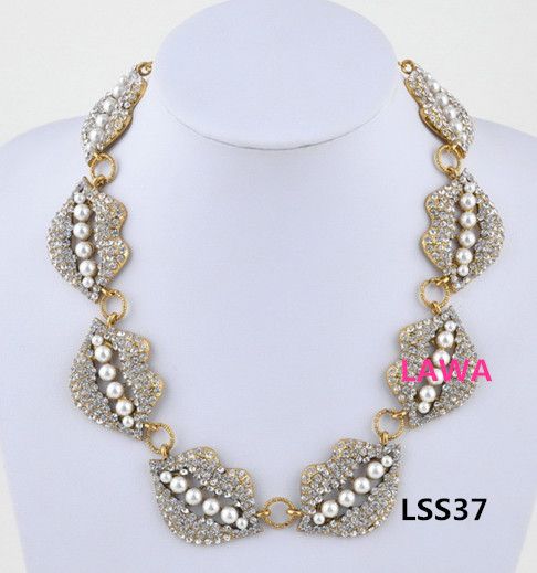 Fashion lady handmade necklace beads lips necklace LSS37
