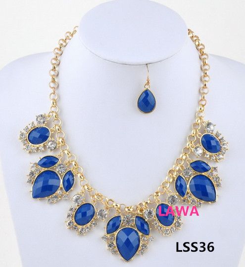 new design Woman handmade  necklace earrings set LSS36