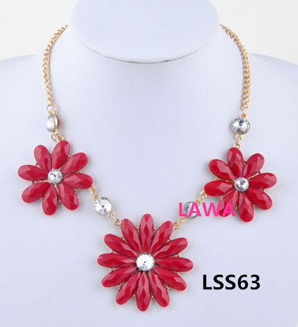 Fashion  lady  handmade flower necklace LSS63