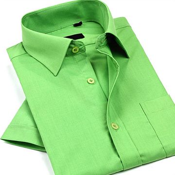 Selling Men's Dress Shirts Made of Polycotton Solid Fabric