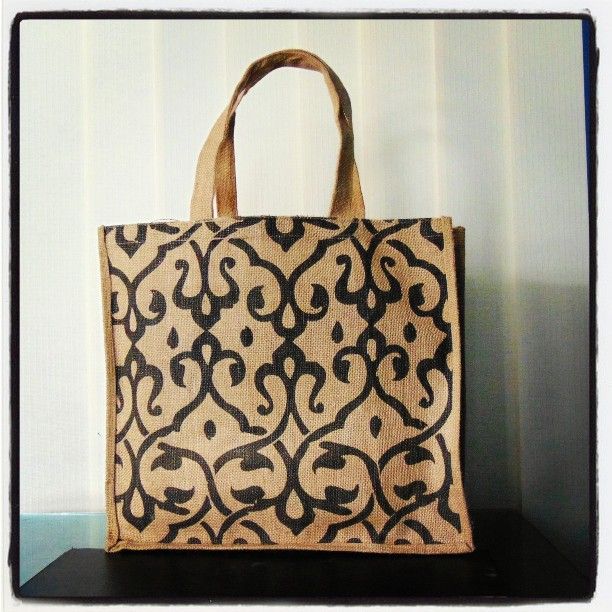 Eco Friendly Reusable Jute Gift Bags for Gift Shop