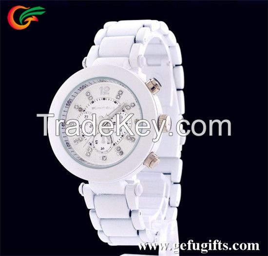 GF-FW-015:White Set Auger Three Needle Quartz Silicone Watches