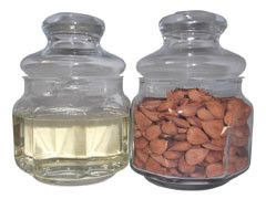Supply Sweet almond oil , Cosmetic carrier oil