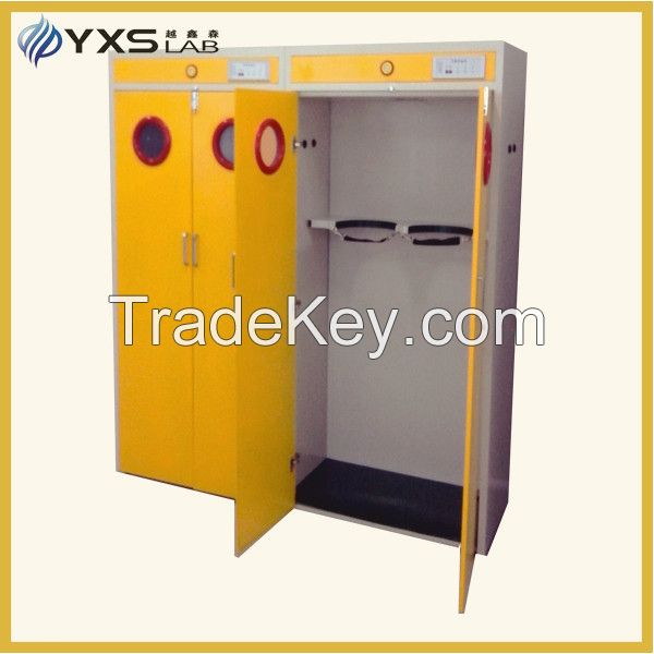 Laboratory gas storage cabinet