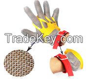 Chain mail protective glove