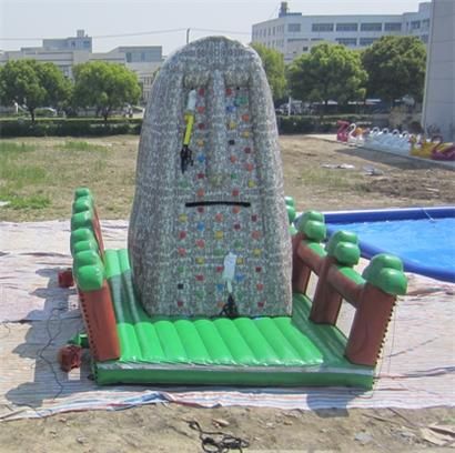 Inflatable climbing walls