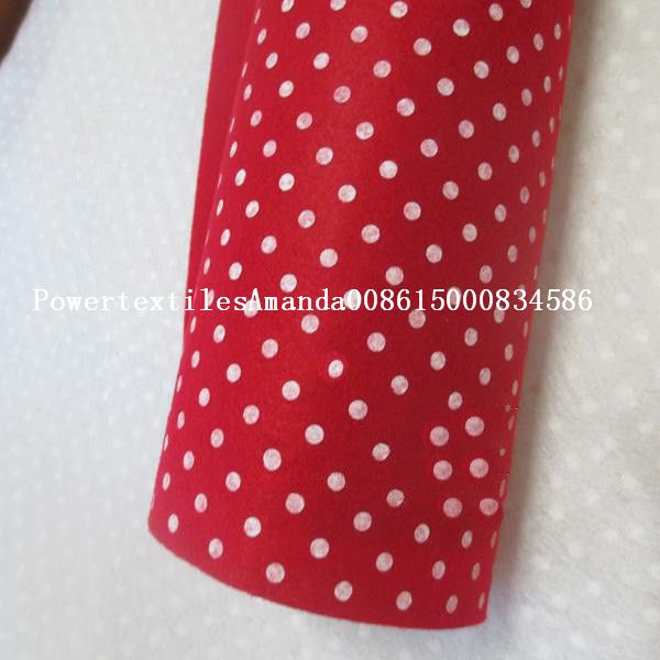 Printing white dots polyester felts