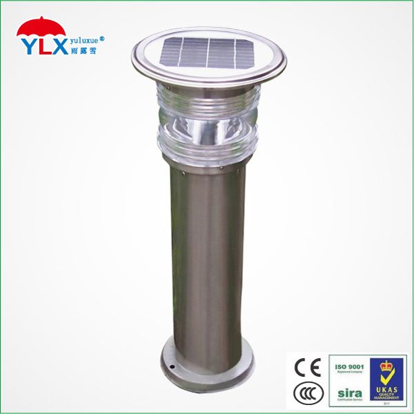 Solar LED Lawn Light