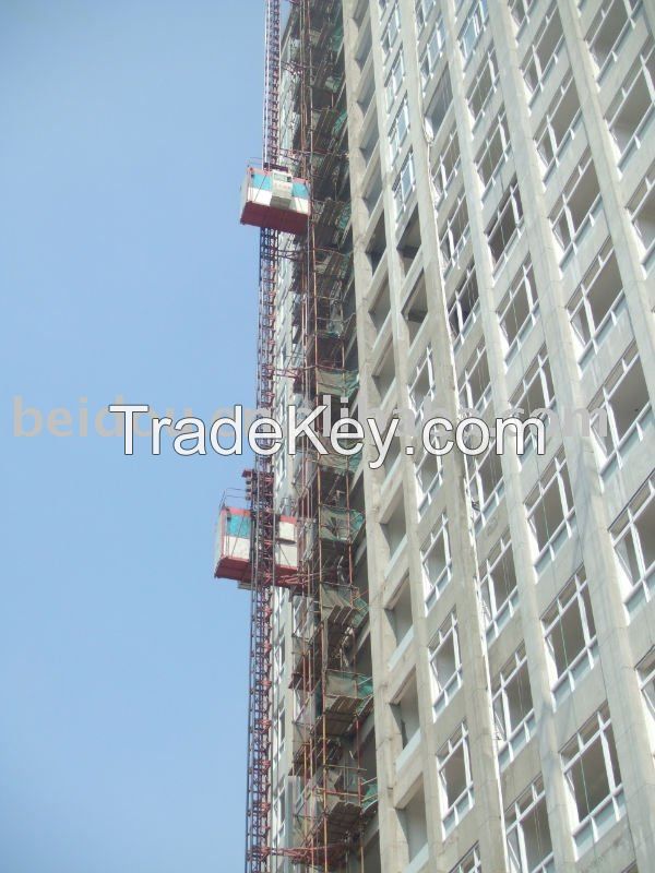 construction hoist in UAE