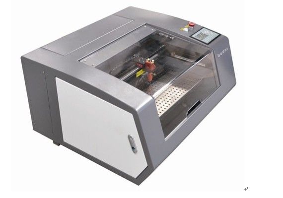 CO2 laser engraving and cutting machine