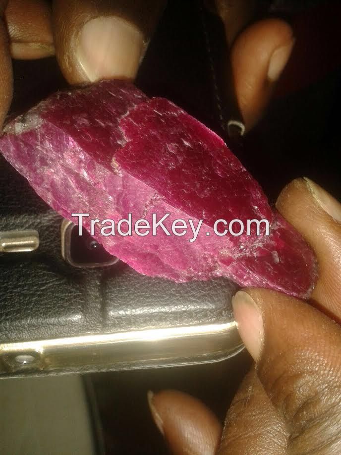 Amethsyts, Tanzanites and other precious stones