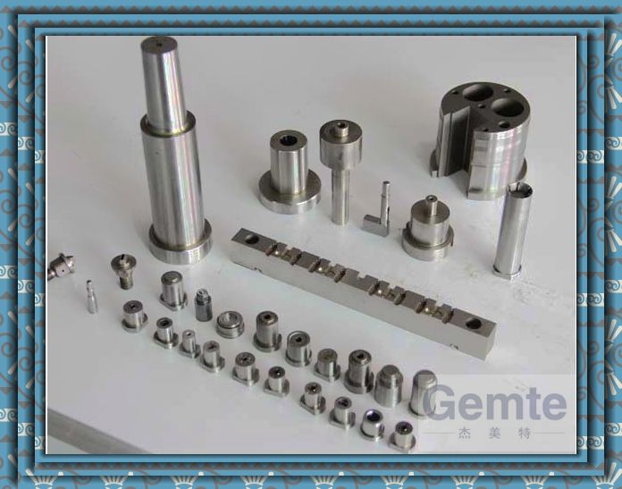 the accessories of plastic injection moulding for mobile spare parts