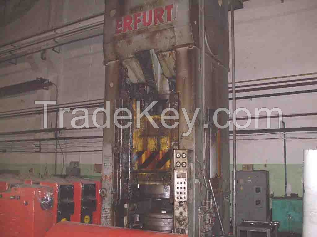 ERFURT MECHANICAL TRIMMING PRESS 500 tons CAPACITY TYPE PKZe50036
