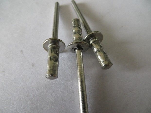 China Stainless steel / Aluminum carbon steel double drum type blind rivets