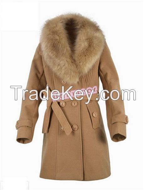 Women wool coat with heavy fur collar 2015W14