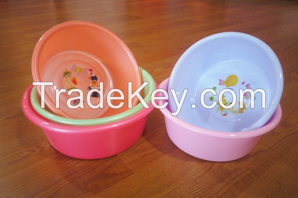 Lovely plastic basins are sell like a hot cake! Here is the good price!