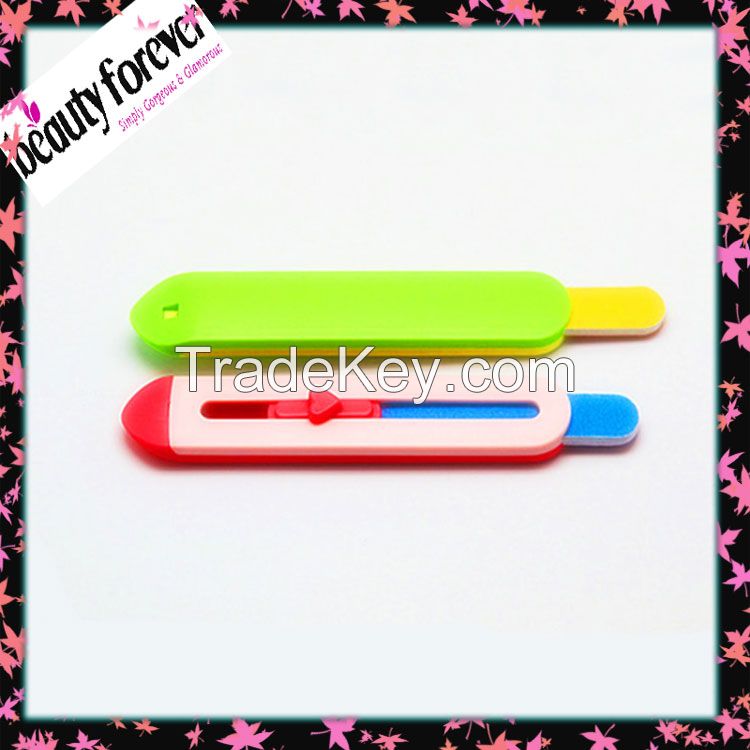 New design zip shape plastic nail file with cuticle pusher