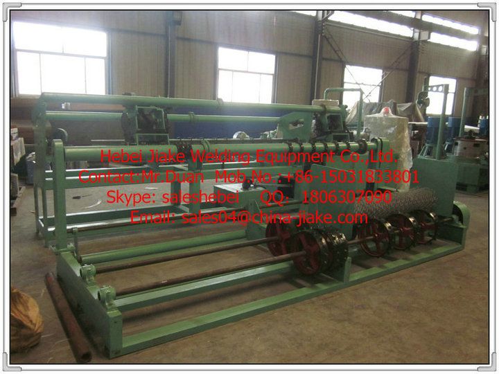 Full Automatic Chain link fence machine