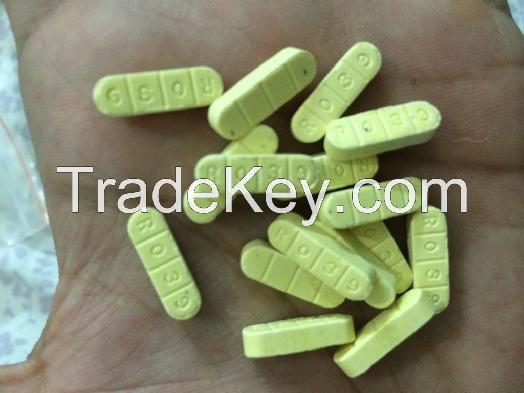 R 0 3 9 yellow bars