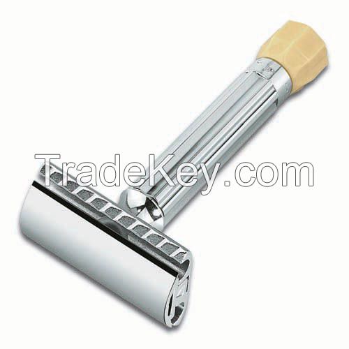 DOUBLE EDGE SAFETY RAZOR