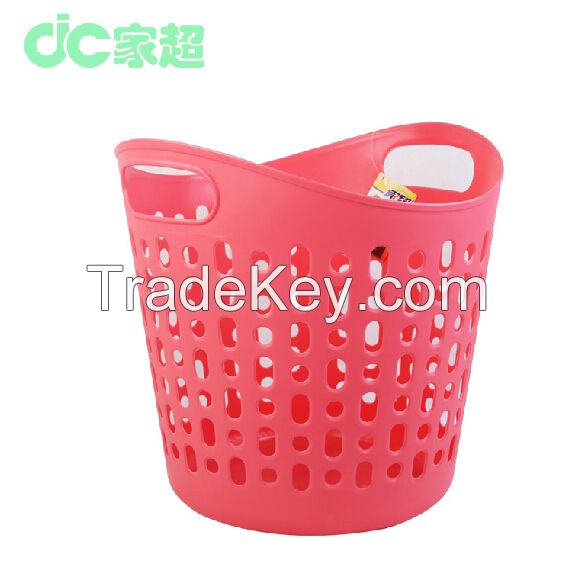 PLASTIC DIRTY CLOTHES BASKET, BASKET OF DIRTY LAUNDRY