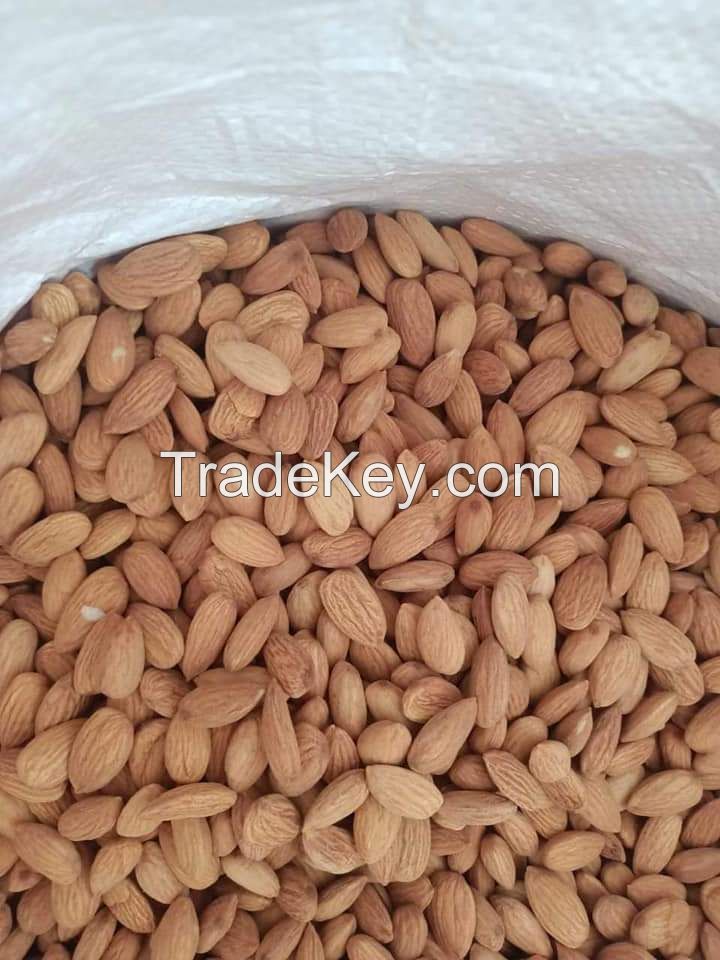 Almond nuts