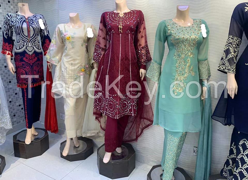 embroidered stitch 3pc ladies suits at wholesale rate by Sofarahino