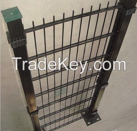 Double Horizontal Wires Fence