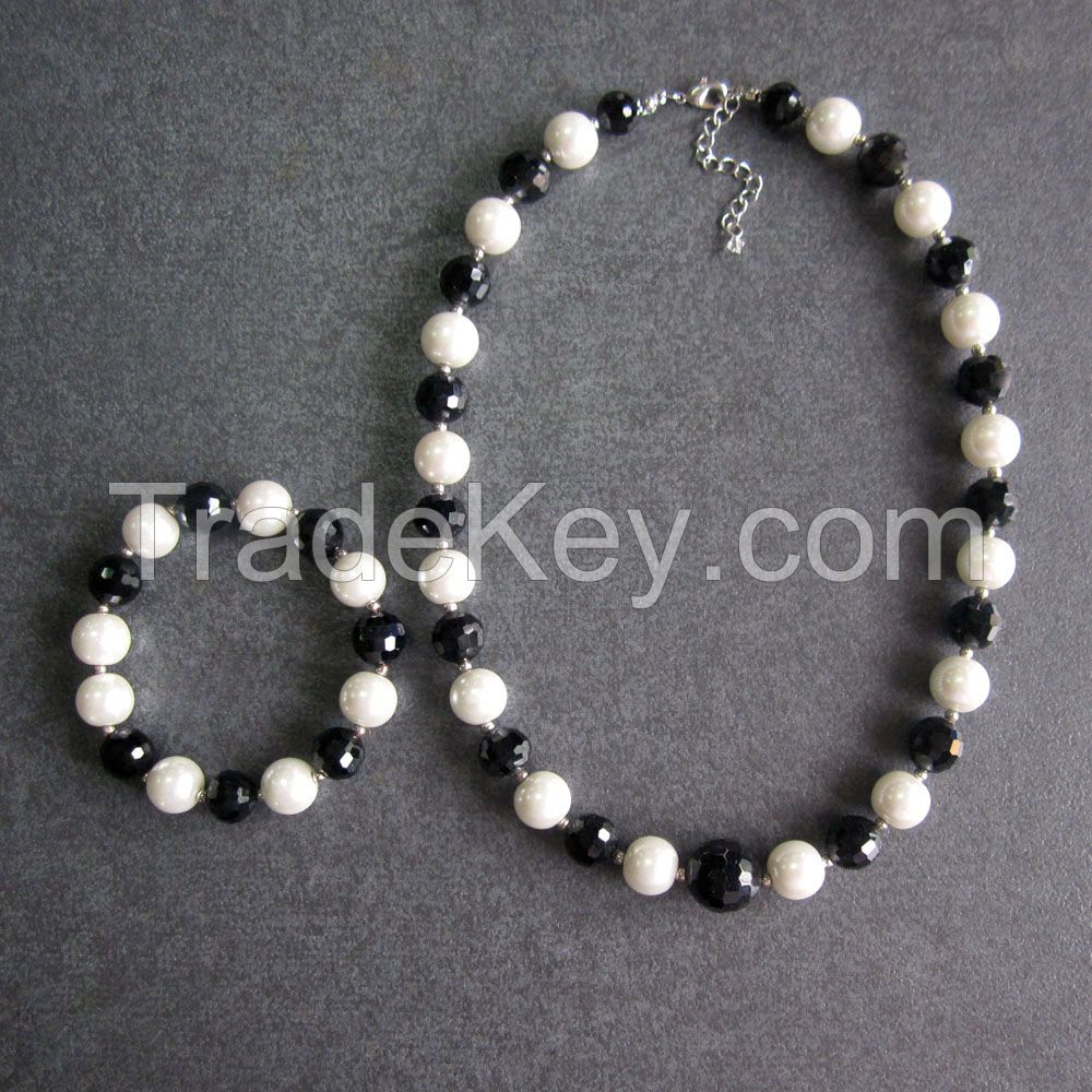 Glass beads necklace and bracelet jewelry sets for kids