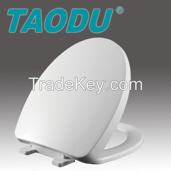 Plastic toilet seat cover hinges with soft closing disposable hygienic toilet seat cover