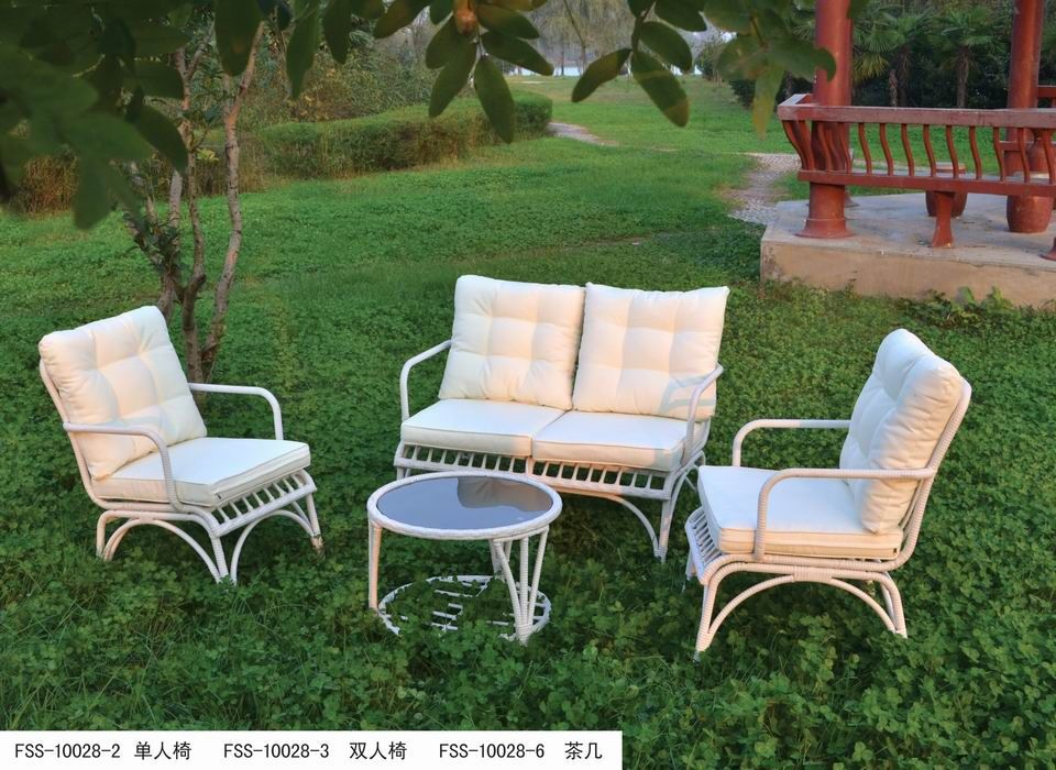 Sell Outdoor/indoor rattan furniture