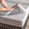 Quilted Microfiber mattress protector with waterproof