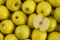 Fresh Golden Delicious Apples