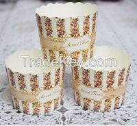 Baking muffin cup. cupcake liners